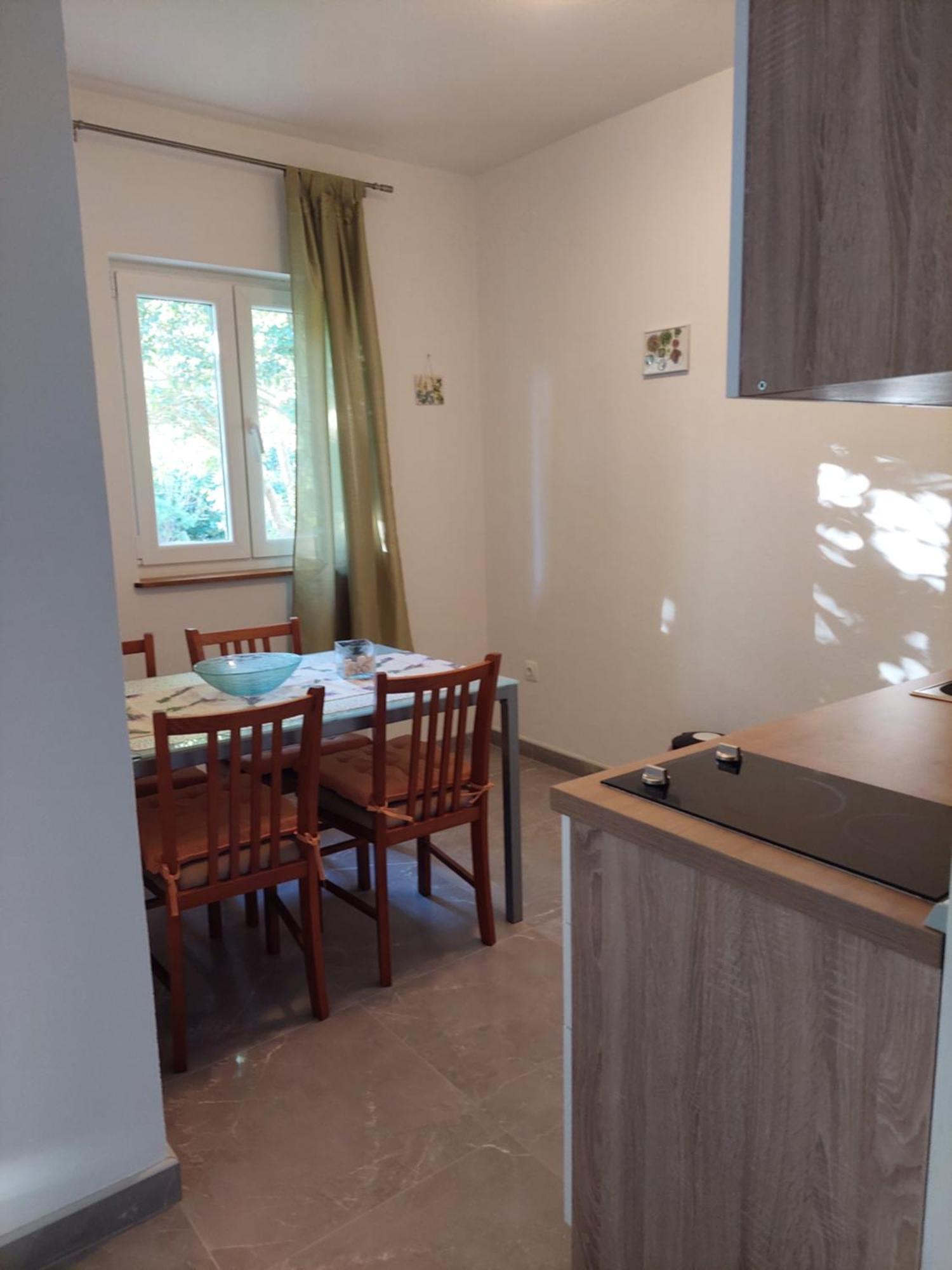 Apartments Nenad & Marija Pag Town Extérieur photo