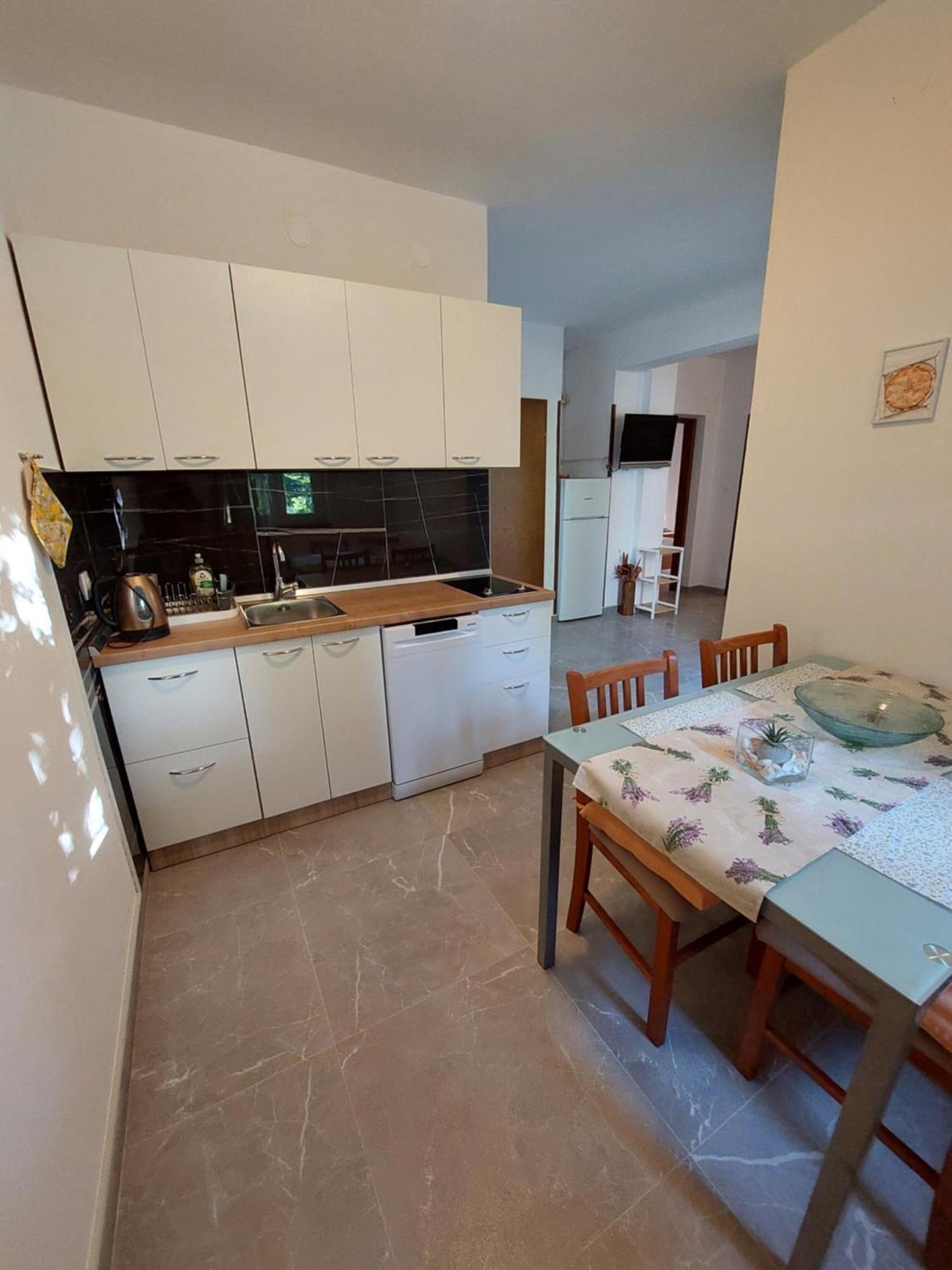 Apartments Nenad & Marija Pag Town Extérieur photo